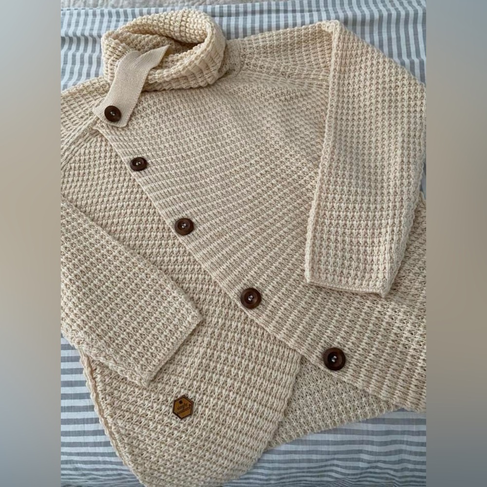 Women’s Simply Southern Sweater with Button Detail SMALL